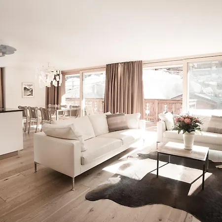 萤火虫豪华套房酒店