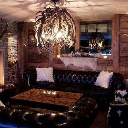 Hotel Firefly Luxury 4*