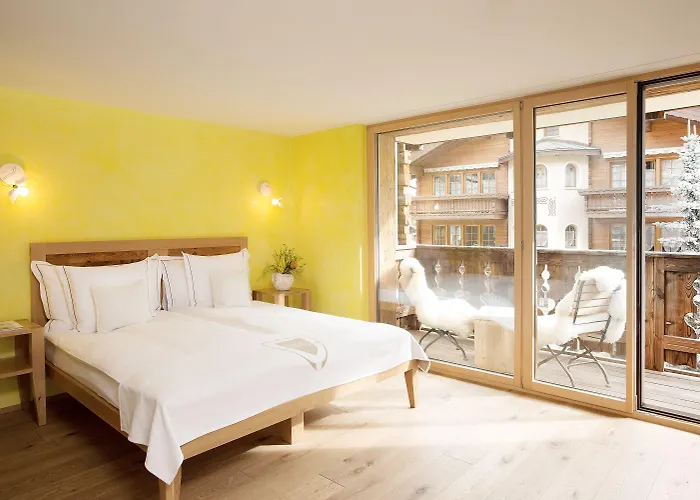 酒店 萤火虫豪华套房酒店 4*