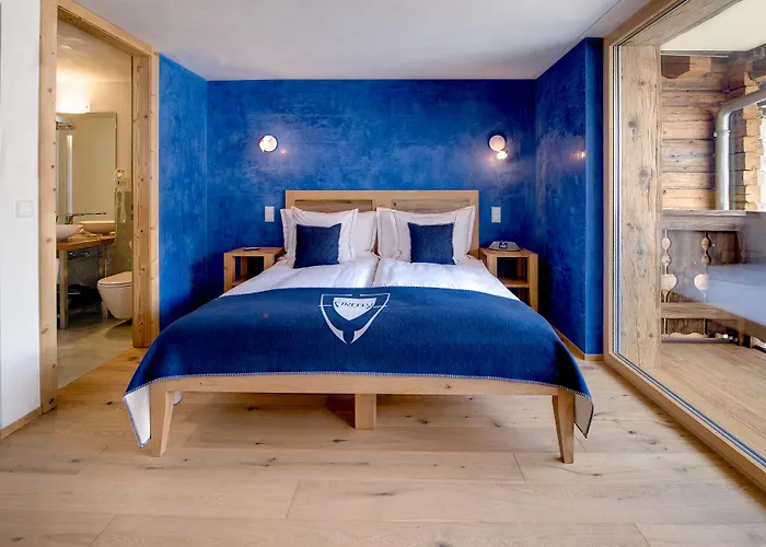 萤火虫豪华套房酒店