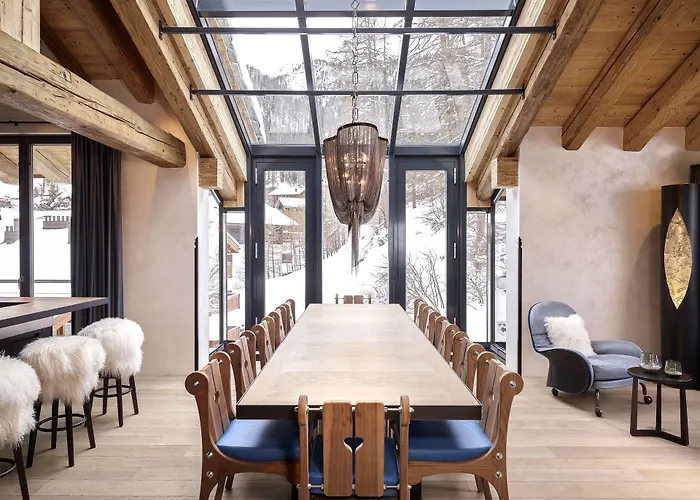 萤火虫豪华套房酒店