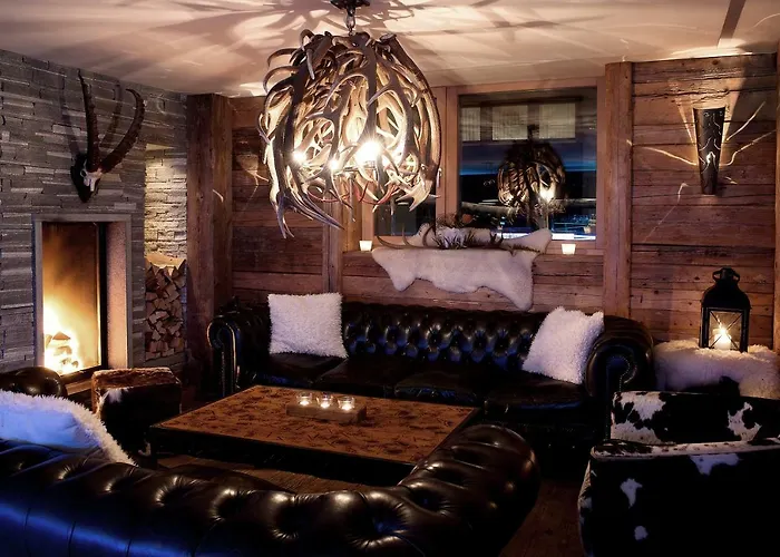 酒店 萤火虫豪华套房酒店 4*