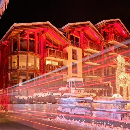 Hotel Firefly Luxury 4*