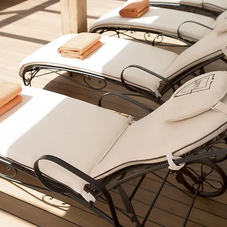 Firefly Luxury 4* צרמט