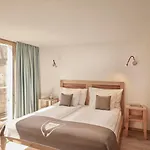 Firefly Luxury Otel 4*