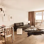 Firefly Luxury Otel