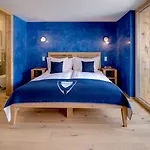 Firefly Luxury