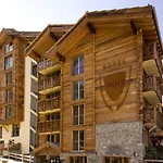 Firefly Luxury Otel 4*