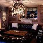 Otel Firefly Luxury 4*