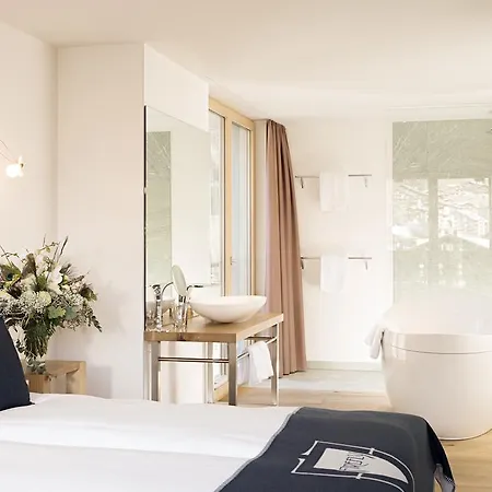 Hotel Firefly Luxury