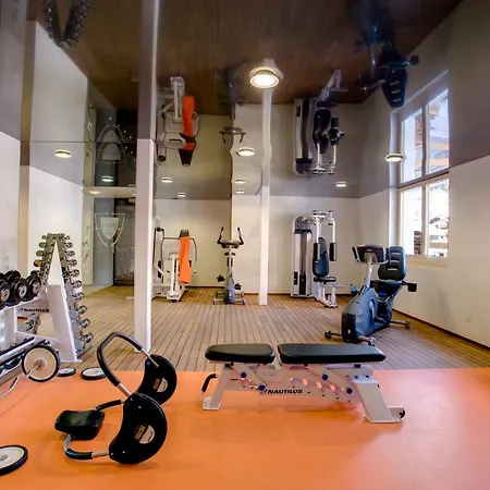 Firefly Luxury Hotel